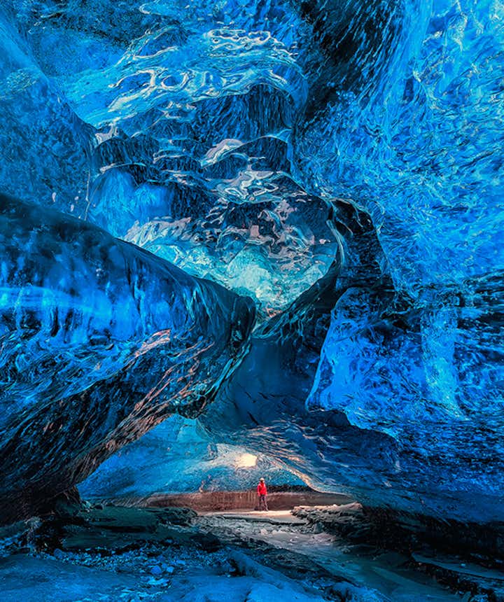 4 Day Winter Photo Tour Vatnajokull, Northern Lights and Ice Cave