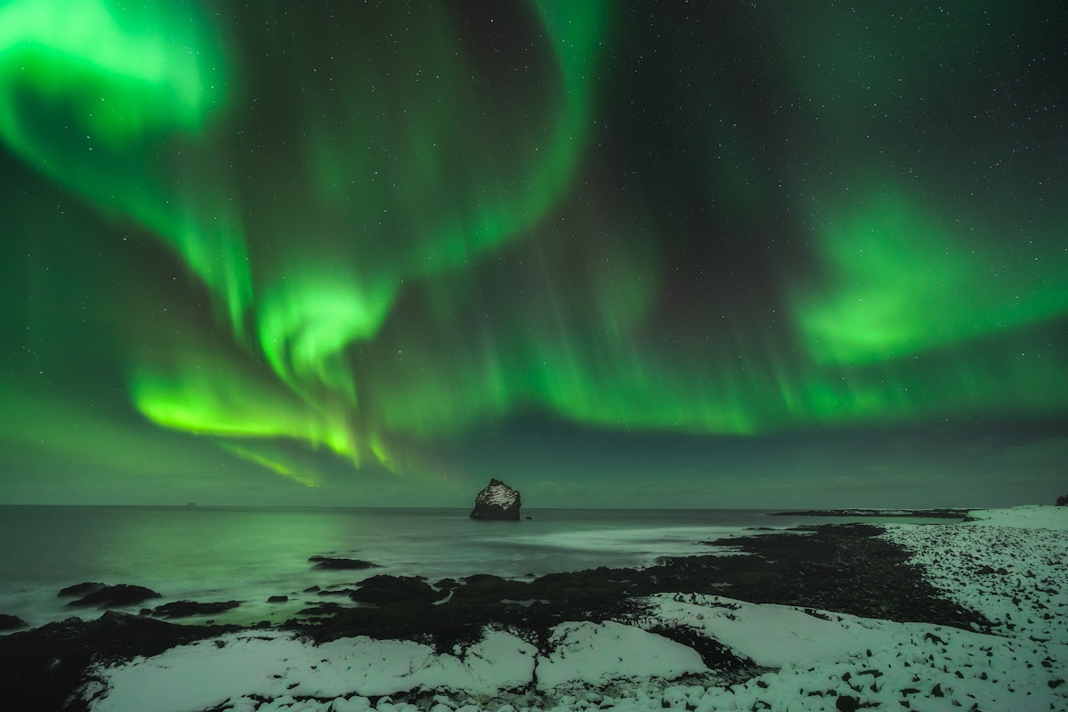 少人数グループで行くオーロラの写真撮影ワークショップ Iceland Photo Tours