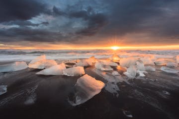 How to Photograph the Diamond Beach in Iceland