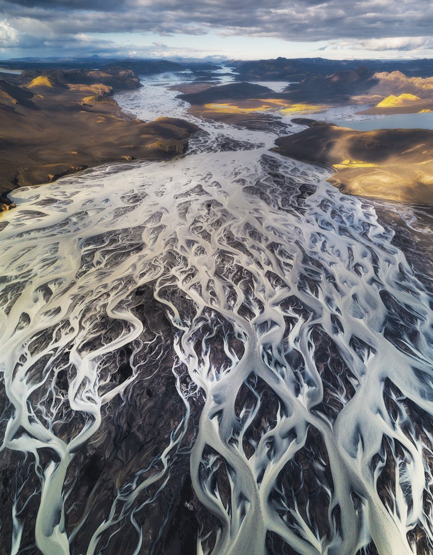 Glacial river system - Photo by Iurie Belegurschi