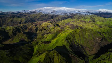 Le canyon Þakgil de la côte sud en été.