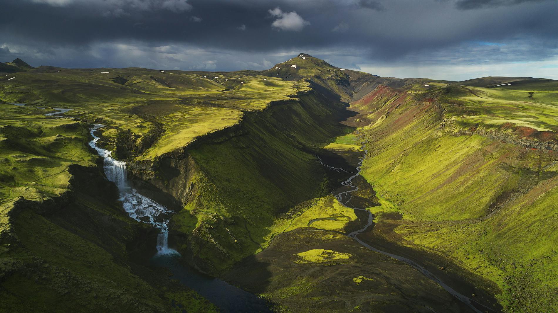 Un impresionante cañón en las Tierras Altas de Islandia.
