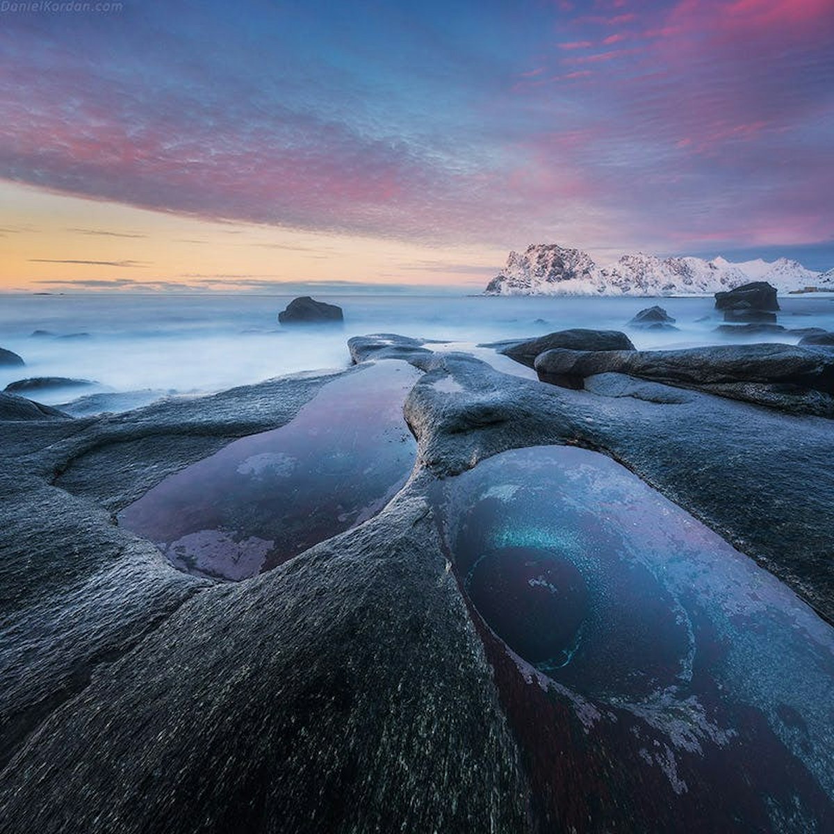 Midnight Sun in Lofoten - Visit Lofoten