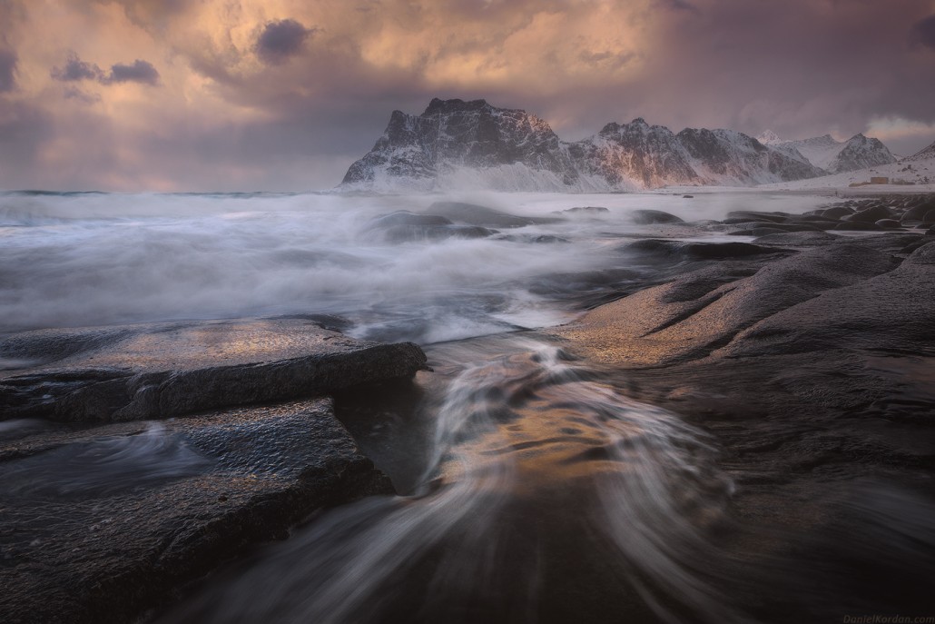 7-Day Summer Midnight Sun Photo Workshop in Norway's Lofo...