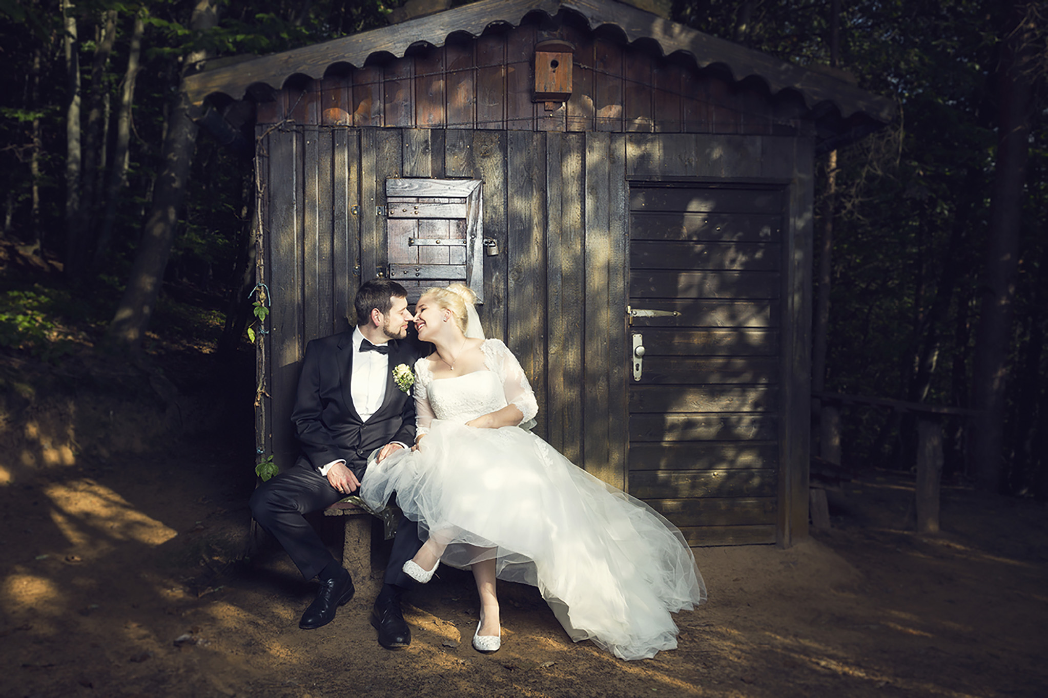 The Complete Guide to Wedding Photography