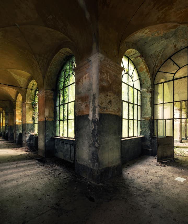 Ultimate Guide to Urban Exploration Photography