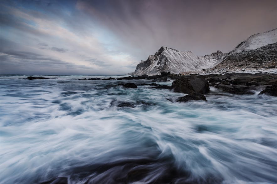 voorzichtig Vertrouwelijk Dislocatie How to Use a Wide Angle Lens for Photography | Iceland Photo Tours
