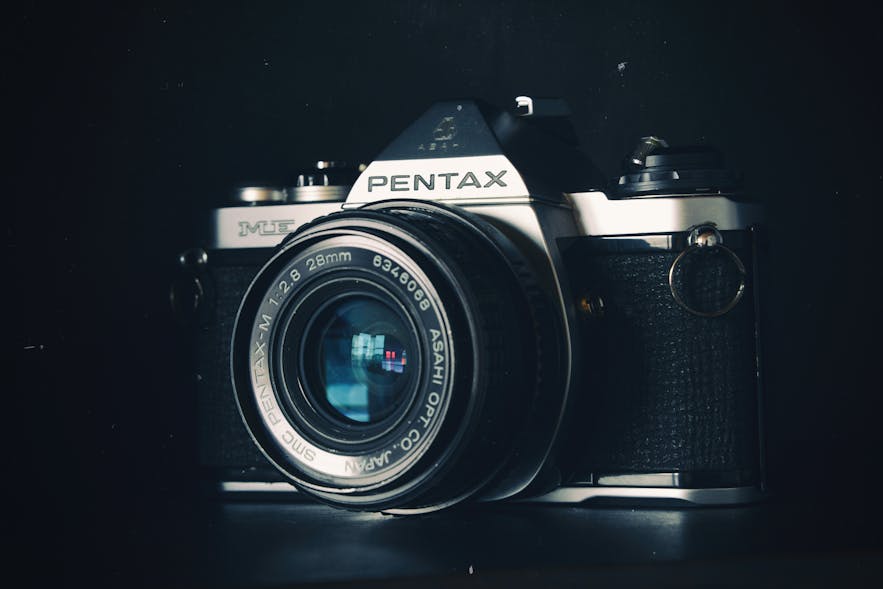 Where to Buy Second Hand Cameras and Lenses Online
