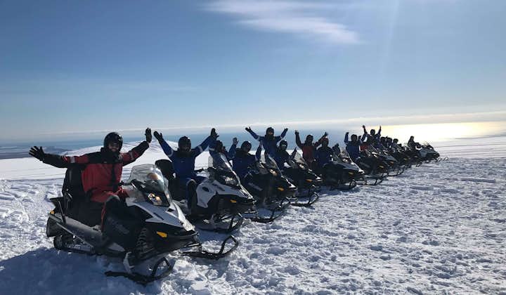 瓦特纳冰原雪地摩托旅行团｜在欧洲最大冰川上驰骋