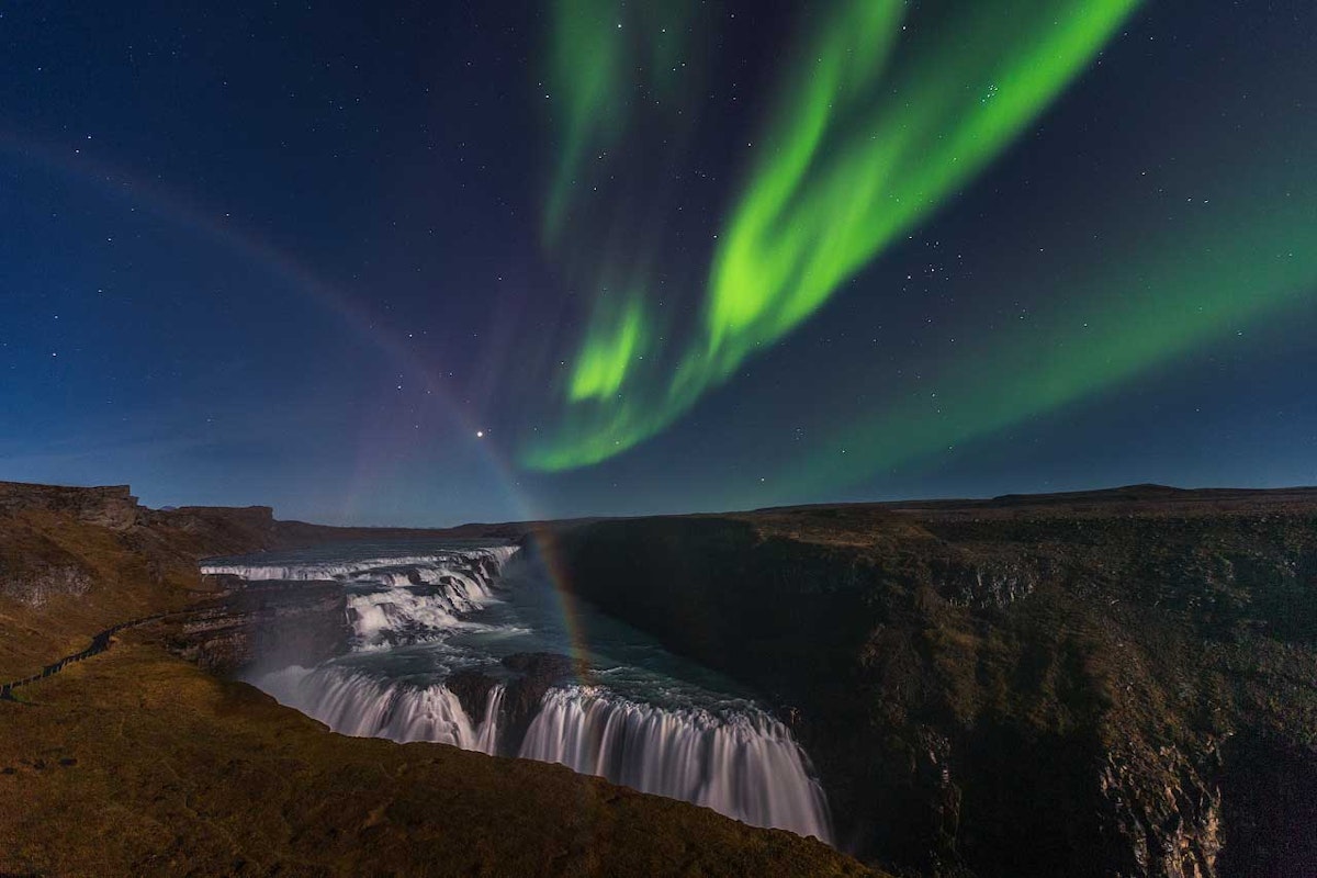 8 Day Northern Lights Small Group Bus Tour of Iceland Ring Road