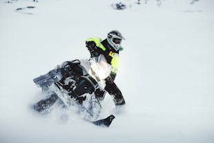 You’ll ride the Yamaha Viper snowmobile on this guided tour, a dynamic machine powered by a three-cylinder 1000cc engine, delivering around 140 horsepower.