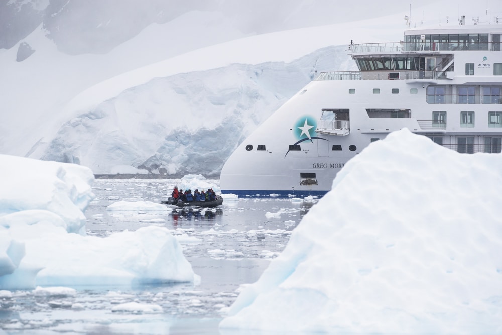 Antarctica Photography Expedition 2022 with Daniel Kordan and Iurie Belegurschi - day 12