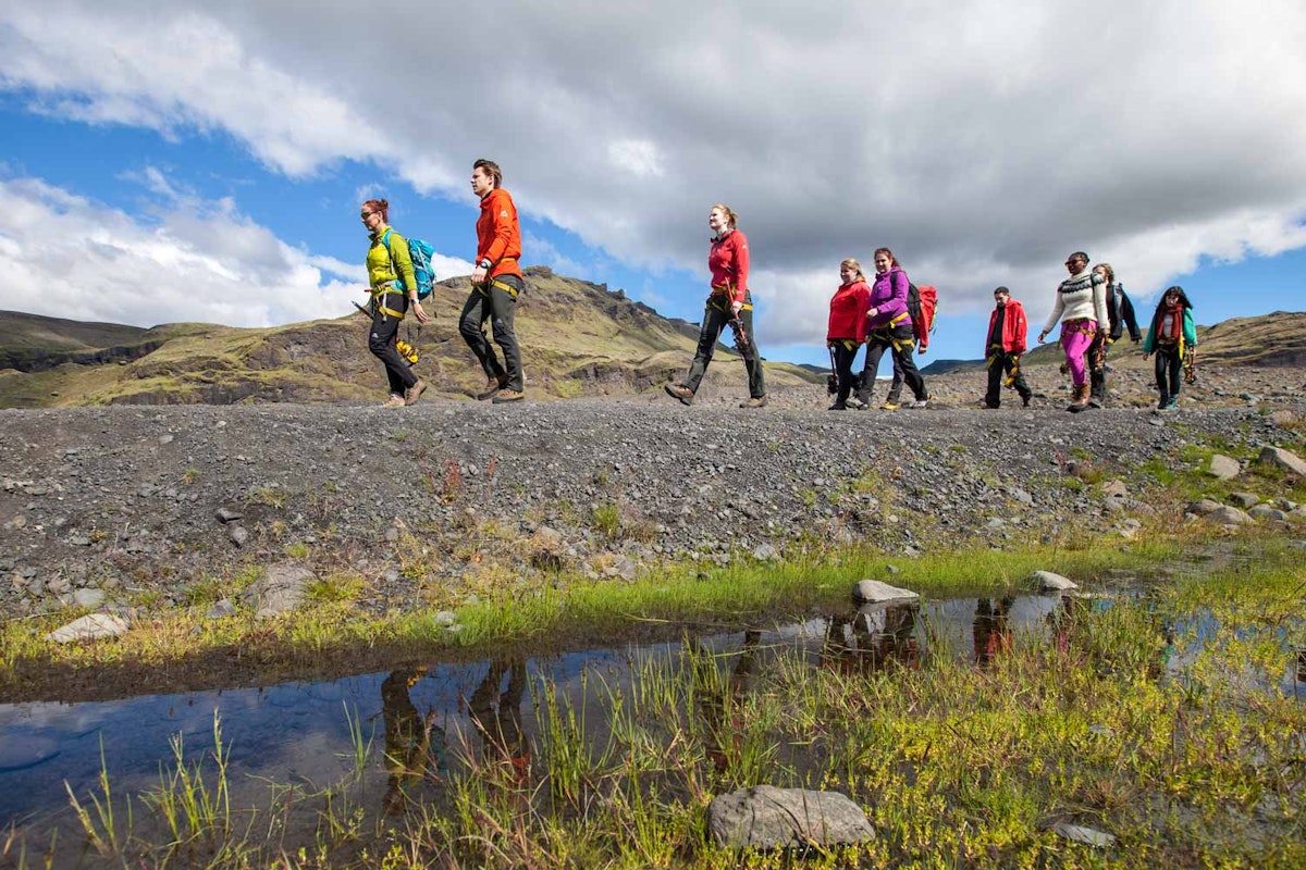 Beginner-Friendly 3-Hour Meet-on-Location Glacier Walk at ...